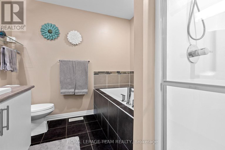 28549711/205-overberg-way/emerald-meadowstrailwest/ottawa/ontario/K2S0V7_23