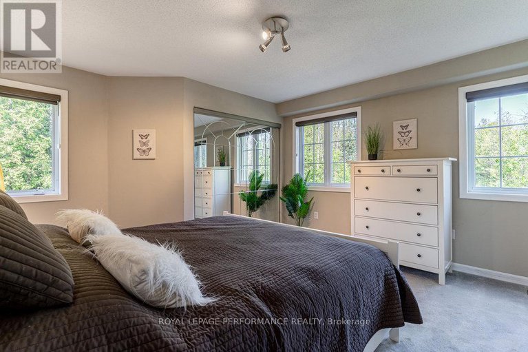 28428929/1657-whiteside-way/osgoode-twp-north-of-reg-rd-6/ottawa/ontario/K0A2P0_24