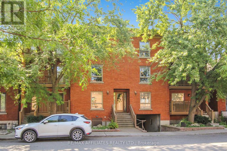 28334395/1-160-bruyere-street/lower-townbyward-market/ottawa/ontario/K1N5E1_6