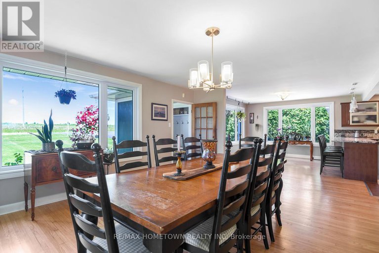 28510272/1643-county-road-2-road/augusta-twp/augusta/ontario/K0E1T0_8