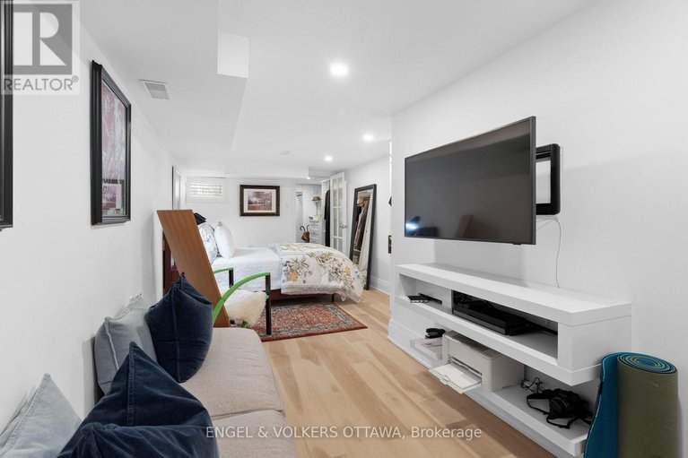 29564607/244-flora-street/ottawa-centre/ottawa/ontario/K1R5R9_23