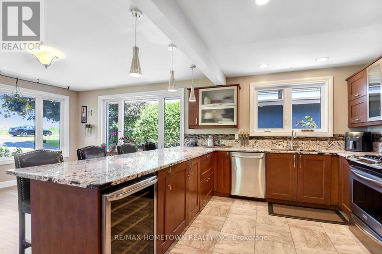 28510272/1643-county-road-2-road/augusta-twp/augusta/ontario/K0E1T0_13