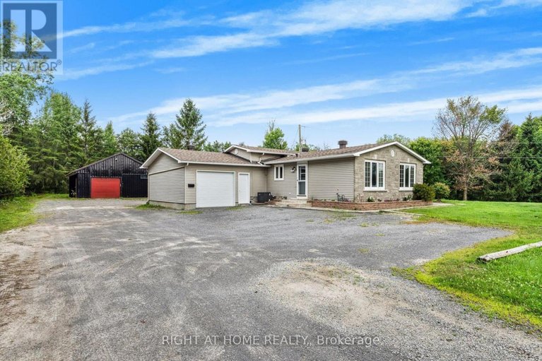 29647350/353-russell-road/clarencerockland-twp/clarence-rockland/ontario/K0A2A0_2