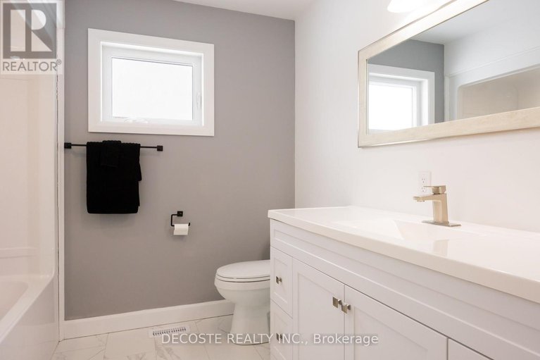 29408542/24-s-beech-street/lancaster/south-glengarry/ontario/K0C1N0_17