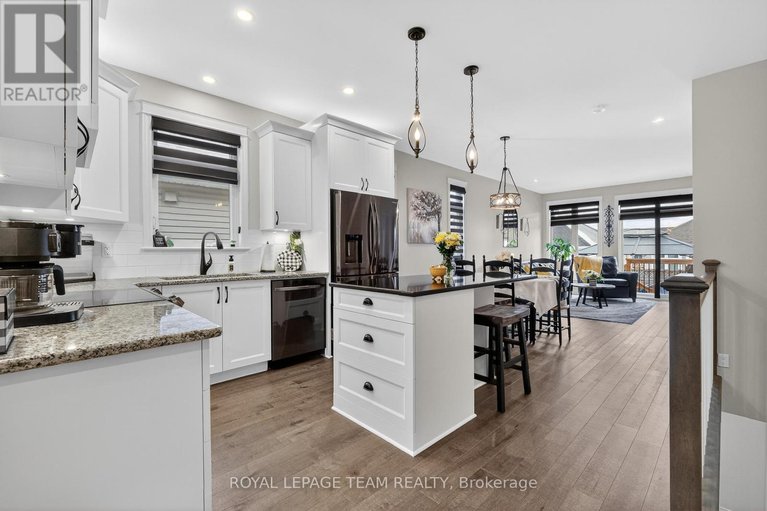 29480858/98-kayenta-street/remainder-of-stittsville-area/ottawa/ontario/K2S2K9_17