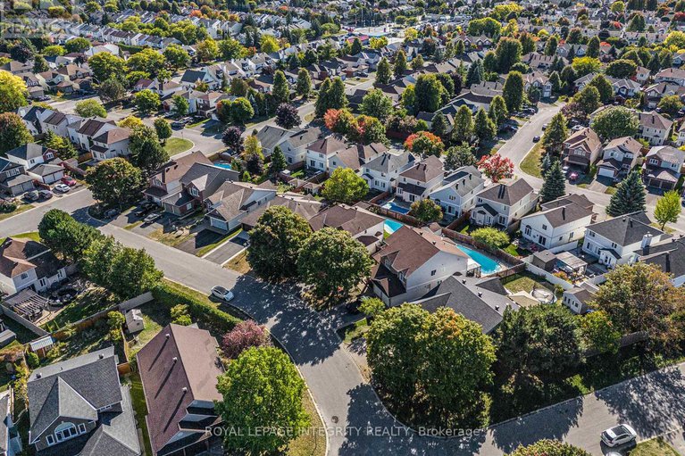 28906103/10-maybrook-place/barrhaven-east/ottawa/ontario/K2G6H6_39