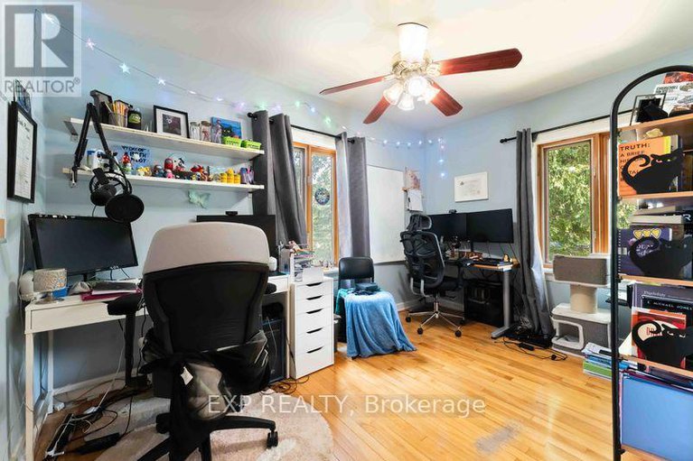 28788281/878-ivanhoe-avenue/queensway-terrace-north/ottawa/ontario/K2B5S5_16