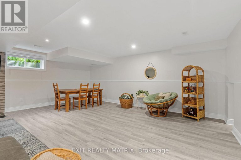 28562975/6770-breanna-cardill-street/greely/ottawa/ontario/K4P0C3_30