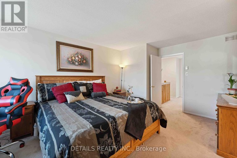 28599127/1537-briarfield-crescent/fallingbrookridgemount/ottawa/ontario/K4A1Z9_17