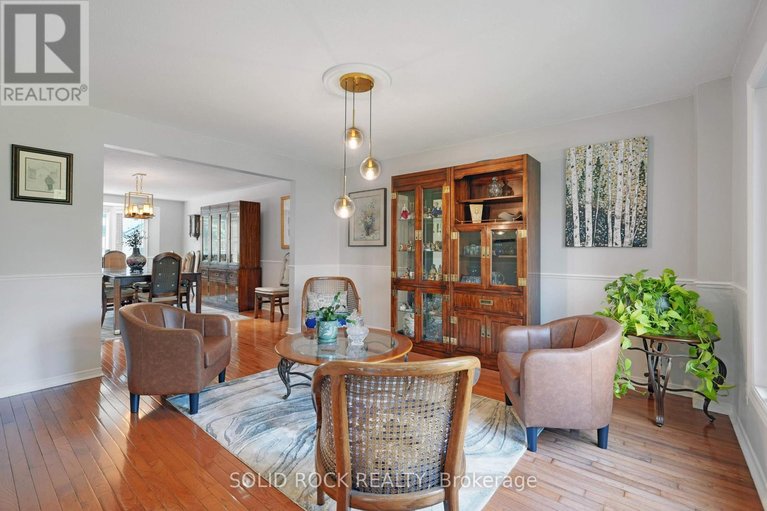 29472800/41-framingham-crescent/cedargrovefraserdale/ottawa/ontario/K2J3J4_21