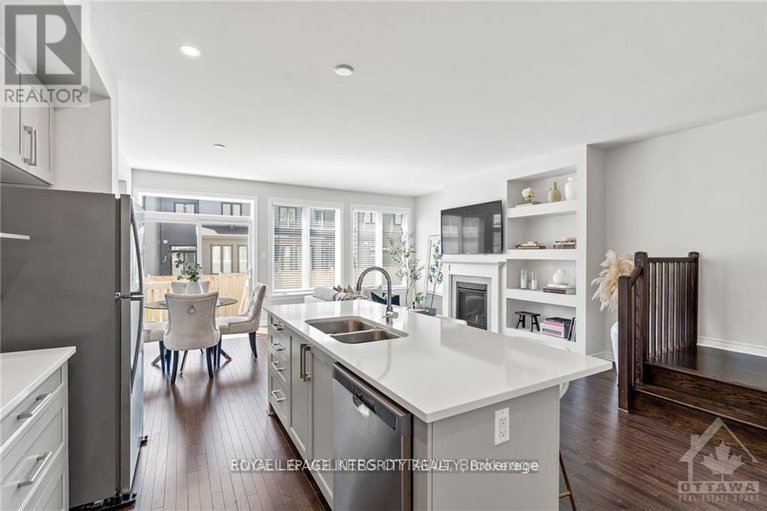 29038271/165-angelonia-crescent-e/blossom-parkkemp-parkfindlay-creek/ottawa/ontario/K1T0Y5_5