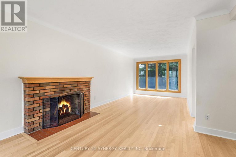 28847184/2170-berwick-avenue/bel-air-park/ottawa/ontario/K2C0Y3_6