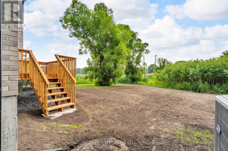 29273182/6831-monument-way/lancaster/south-glengarry/ontario/K0C2C0_42