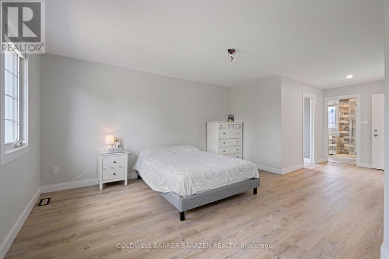 28757000/1709-caminiti-crescent/fallingbrookpineridge/ottawa/ontario/K4A1M2_40