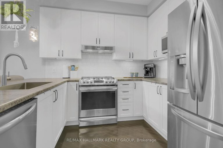 28591389/585-barrick-hill-road/emerald-meadowstrailwest/ottawa/ontario/K2M0B4_20