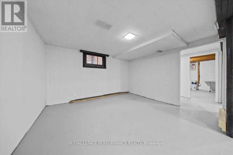 29083781/234-knox-crescent/riverview-park/ottawa/ontario/K1G0K8_32