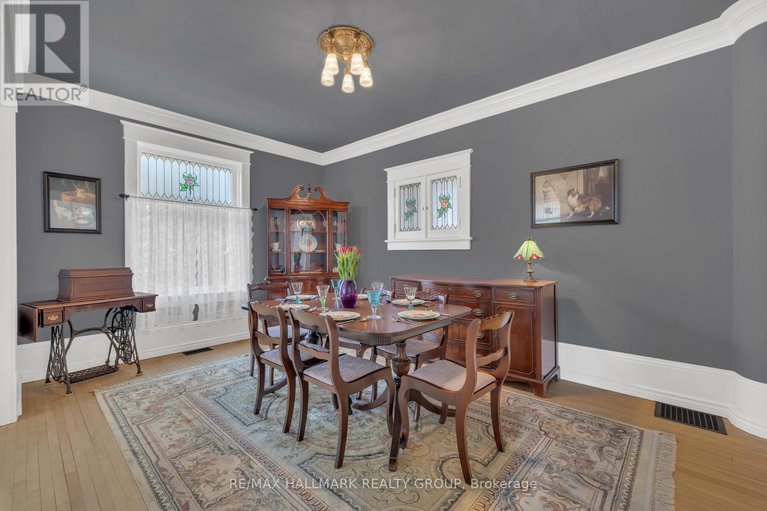 28129340/215-thomas-street/kemptville/north-grenville/ontario/K0G1J0_14