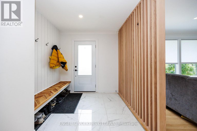 28874950/2204-utah-street/alta-vista/ottawa/ontario/K1H7W8_4