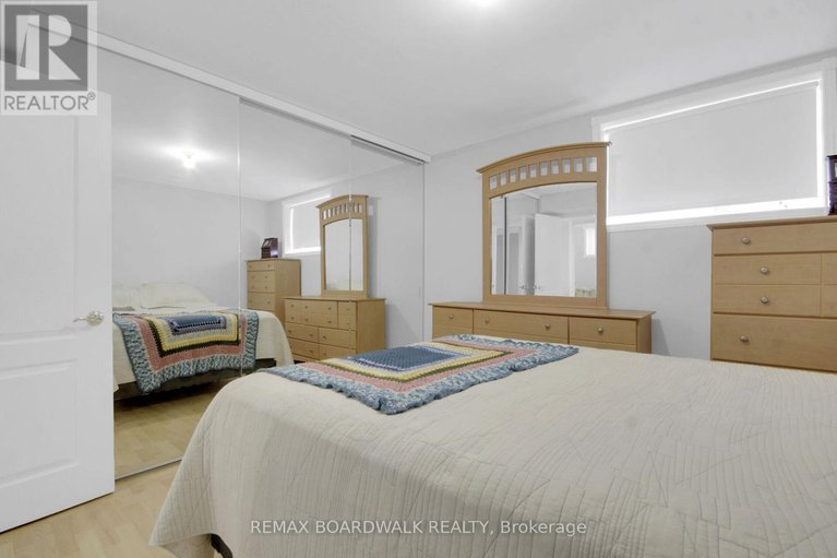 29638763/6658-benoit-street/chateauneuf/ottawa/ontario/K1C1J6_26