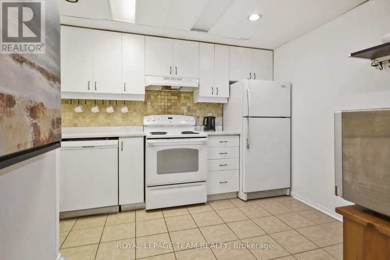28399342/701-141-somerset-street-w/ottawa-centregolden-triangle/ottawa/ontario/K2P2H1_4