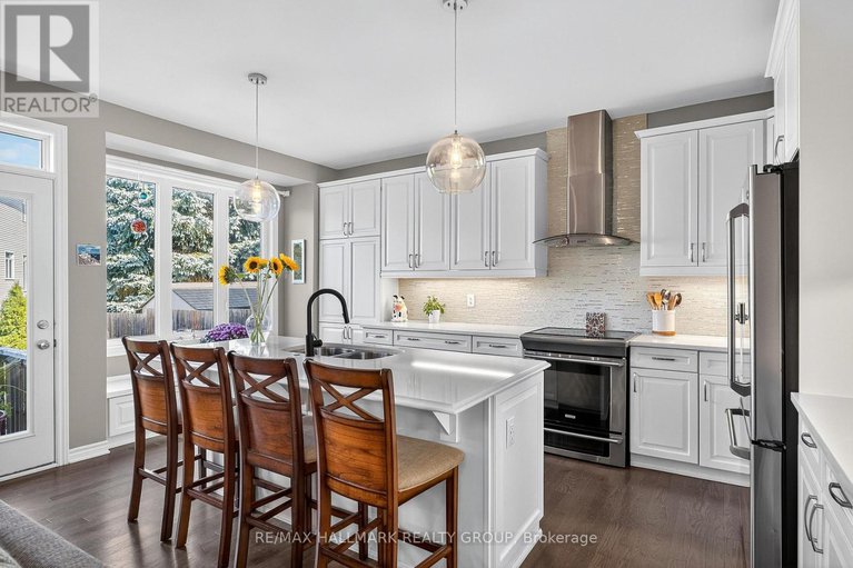 28861580/124-lily-pond-street/emerald-meadowstrailwest/ottawa/ontario/K2M0J3_16