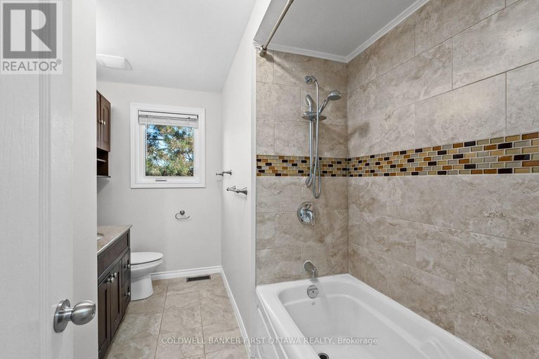 28994506/16-wrenwood-crescent/centrepointe/ottawa/ontario/K2G5V4_30