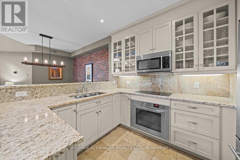 28976814/ph804-320-mcleod-street/ottawa-centre/ottawa/ontario/K2P1A3_4