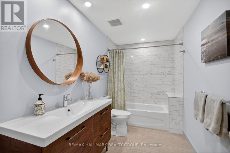 29641179/131-rivington-street/carp/ottawa/ontario/K0A1L0_40