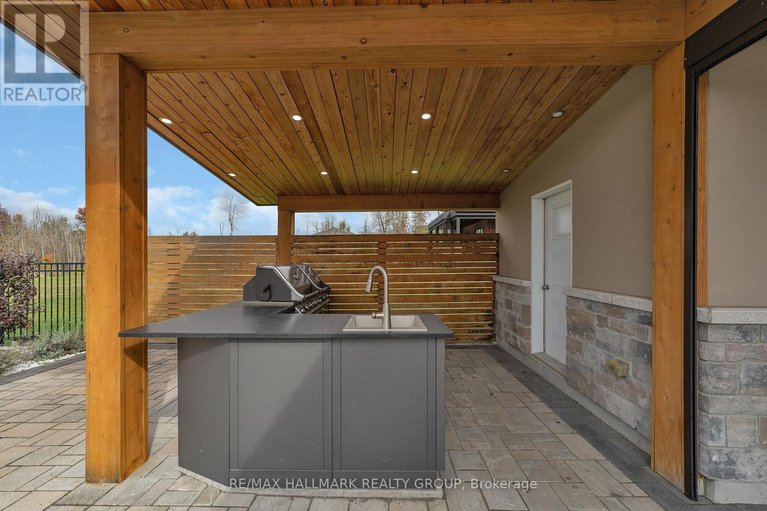 28423041/5813-red-castle-ridge/manotick-east-to-manotick-station/ottawa/ontario/K4M0A4_39