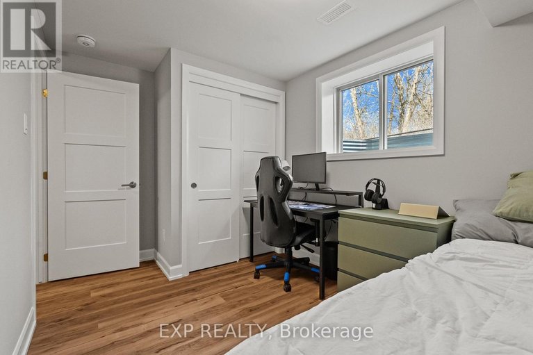 29648465/419-clubtail-private/blossom-parkkemp-parkfindlay-creek/ottawa/ontario/K1X0M9_40