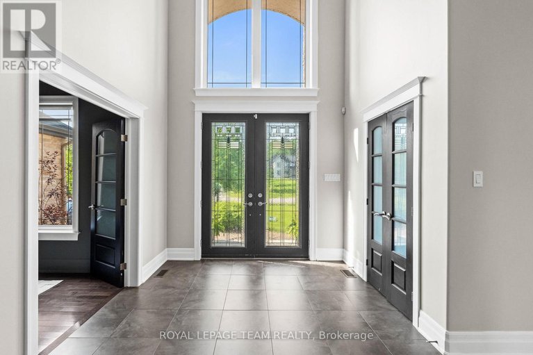 28452821/6132-pebblewoods-drive/greely/ottawa/ontario/K4P0A1_6