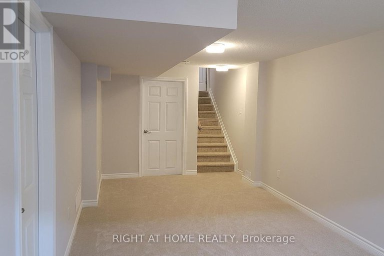 29048181/713-perseus-avenue/half-moon-bay/ottawa/ontario/K2J3V5_30