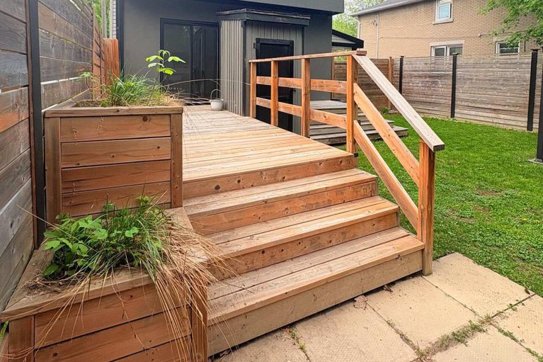 28475185/292-currell-avenue/westborohampton-park/ottawa/ontario/K1Z7J6_28