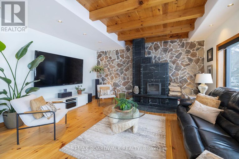 29426955/122-red-rock-bay-road/drummond-n-elmsley-drummond-twp/drummondnorth-elmsley/ontario/K7H3C8_17