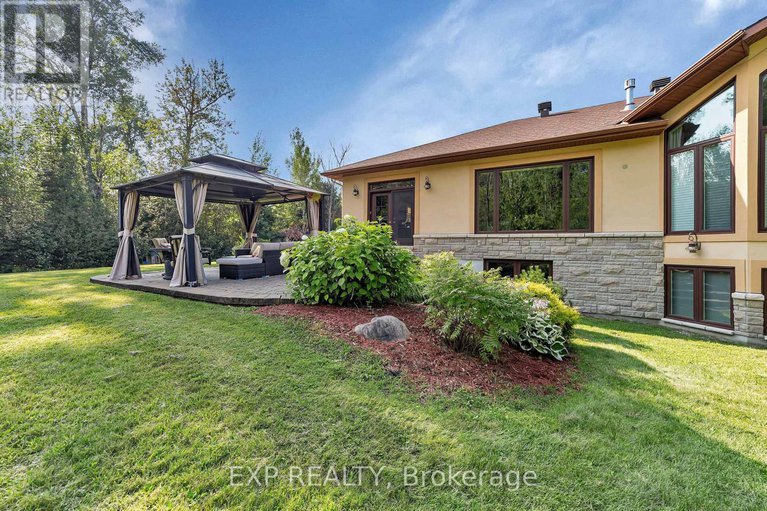 28473825/104-sentinel-pine-way/huntley-ward-south-east/ottawa/ontario/K0A1L0_40