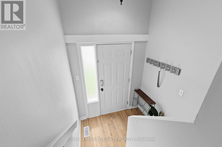 28535502/316-woodfield-drive/tanglewood/ottawa/ontario/K2G3W9_3
