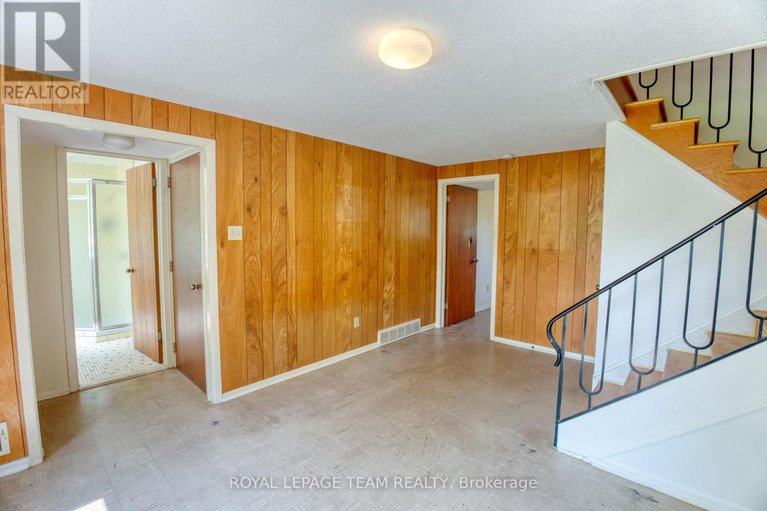 28412587/19-dayton-crescent/leslie-park/ottawa/ontario/K2H7N8_27