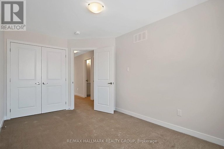 29360425/1922-hawker-private/huntley-ward-south-east/ottawa/ontario/K0A1L0_18