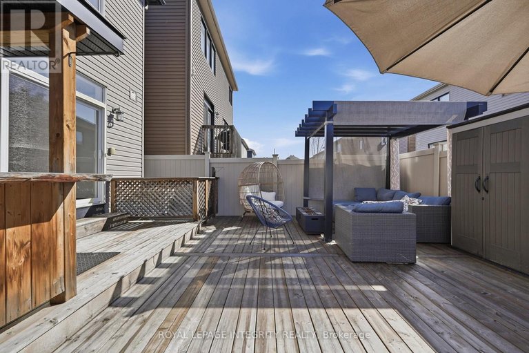 29628292/525-yellow-birch-street/mer-bleuebradley-estatesanderson-park/ottawa/ontario/K1W0J3_40