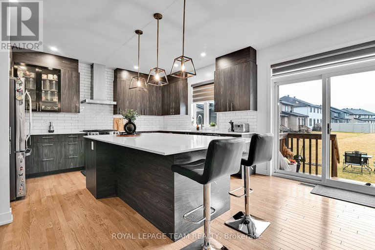 28569381/202-zinnia-way/riverside-southgloucester-glen/ottawa/ontario/K4M0L4_8