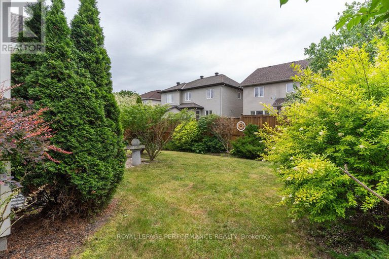 28546578/131-arrowwood-drive/stittsville-south/ottawa/ontario/K2S2G3_49