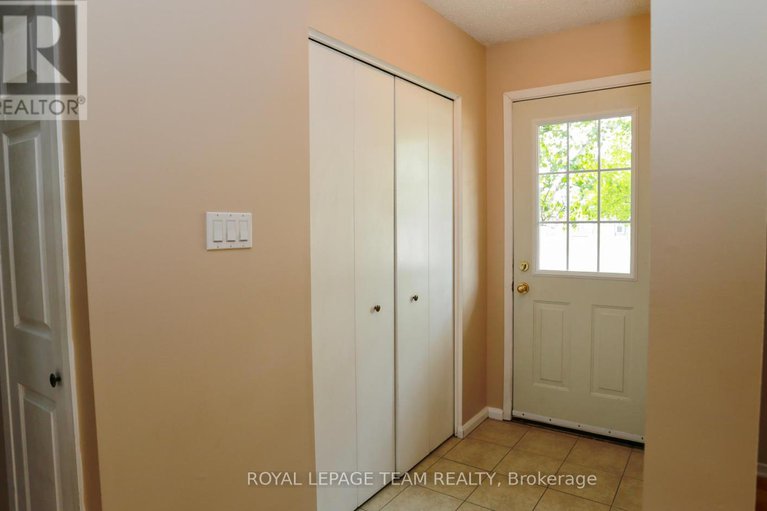 28735574/82-maitland-street-s/richmond/ottawa/ontario/K0A2Z0_3