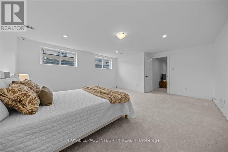 28891459/970-islington-way/leitrim/ottawa/ontario/K1T0T9_43