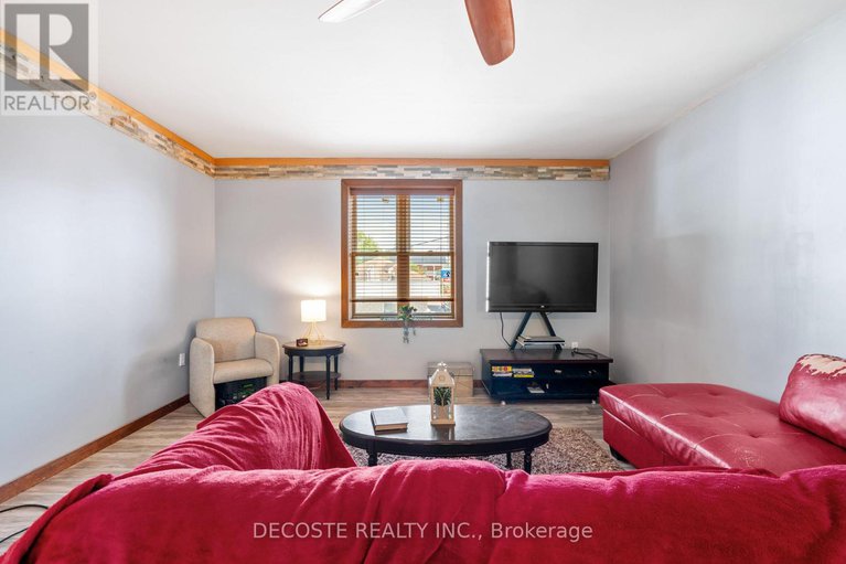 29247092/1-mechanic-street-e/maxville/north-glengarry/ontario/K0C1T0_28