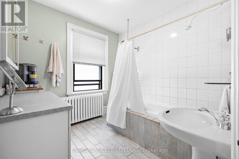 28202262/215-argyle-avenue/ottawa-centre/ottawa/ontario/K2P1B8_21
