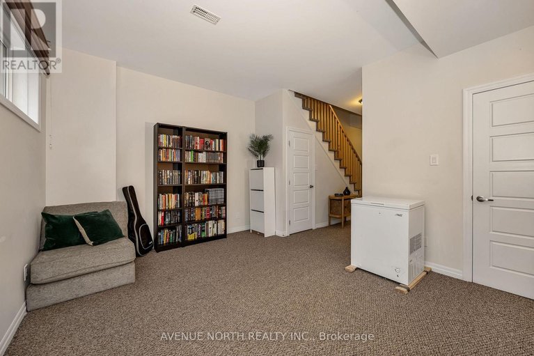 29610320/120-lionel-private/springridgeeast-village/ottawa/ontario/K4A0X1_7