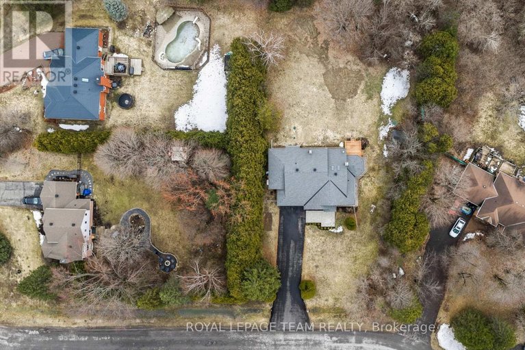 29629893/6584-harvest-grove-drive/greely/ottawa/ontario/K4P1E9_44