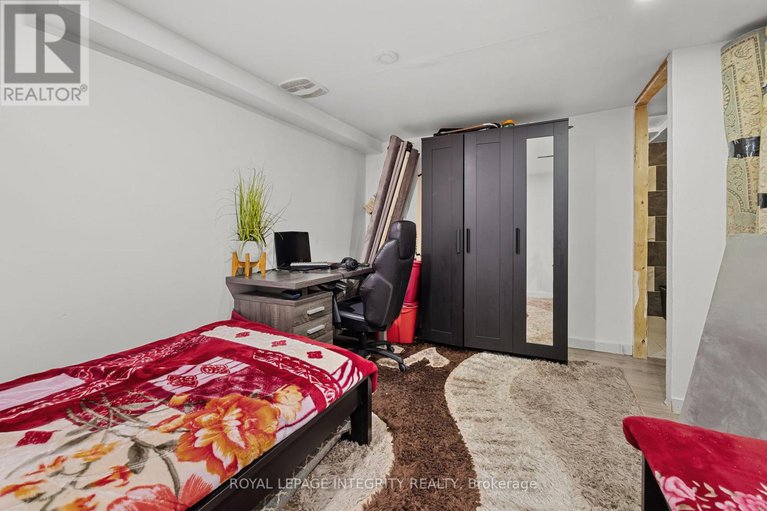 29000534/3485-mccarthy-road/hunt-clubwestern-community/ottawa/ontario/K1V8Z9_30