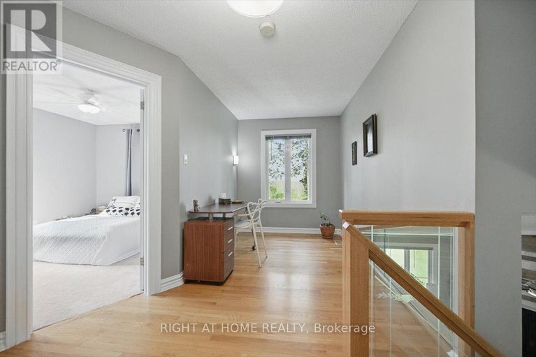 28420943/114-david-kennedy-drive/dunrobin-shores/ottawa/ontario/K0A1T0_21