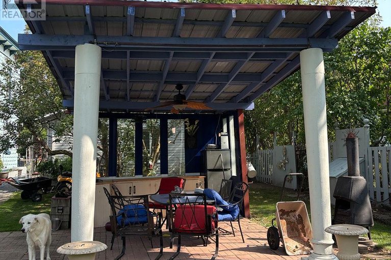 29479728/132-high-street/vankleek-hill/champlain/ontario/K0B1R0_43